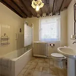 Palacio De Holiday home Velamazan
