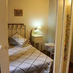 Holiday home Palacio De Velamazan