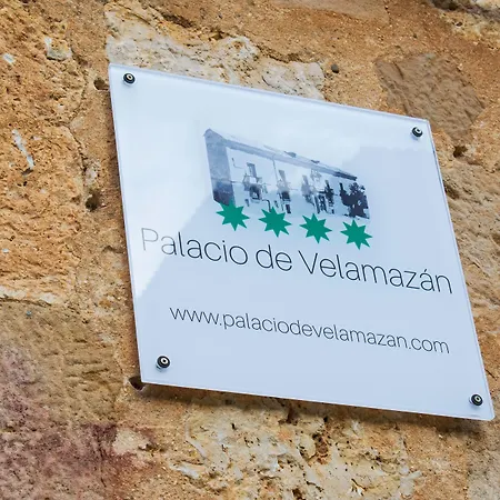 Palacio De Velamazan
