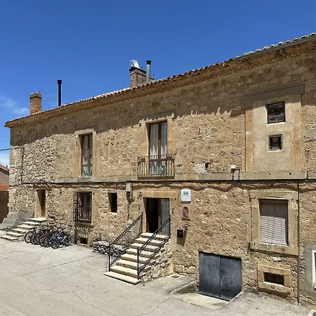 Holiday home Palacio De Velamazan