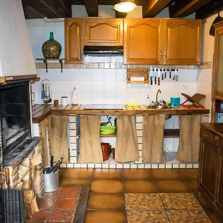 Palacio De Velamazan