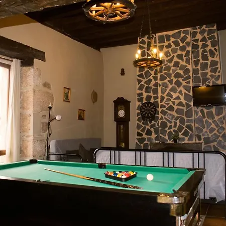 Palacio De Velamazan